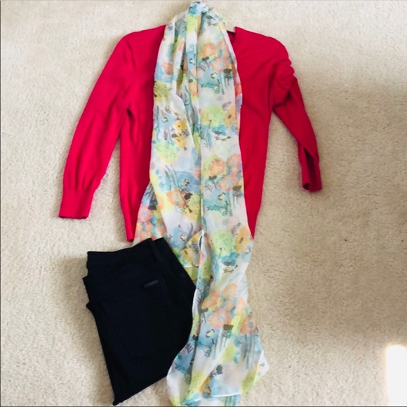 🌟HP🌟 J. Crew Lightweight Scarf in Yellow Floral - Picture 1 of 5